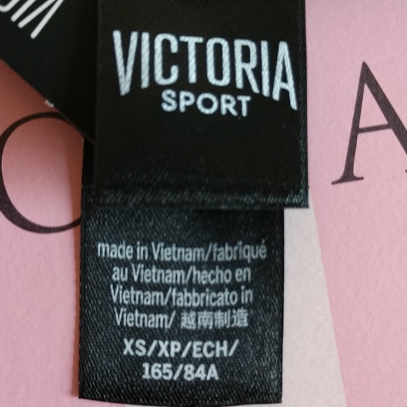 Size XS🌷 VICTORIA'S SECRET TANK TOPS.nwt - Picture 5 of 6